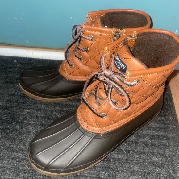 Women’s Sperry Duck boots - Picture 1 of 5